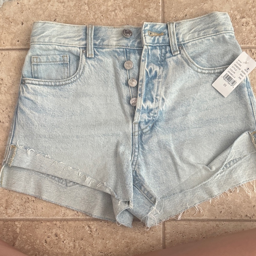 Vintage High Rise Light Wash Jean Shorts